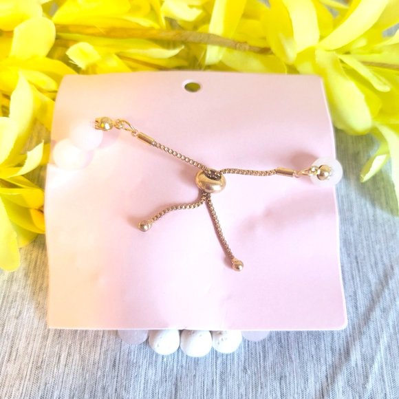 Rose Quartz and Lava Bead Aromatherapy Bracelet - Picture 2 of 3